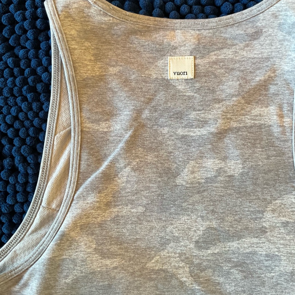 Vuori Mudra Women’s Plyo Tank - Picture 6 of 7